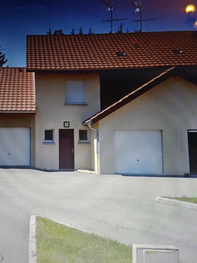 Lumineux Appartamento Clairvaux-les-Lacs Esterno foto